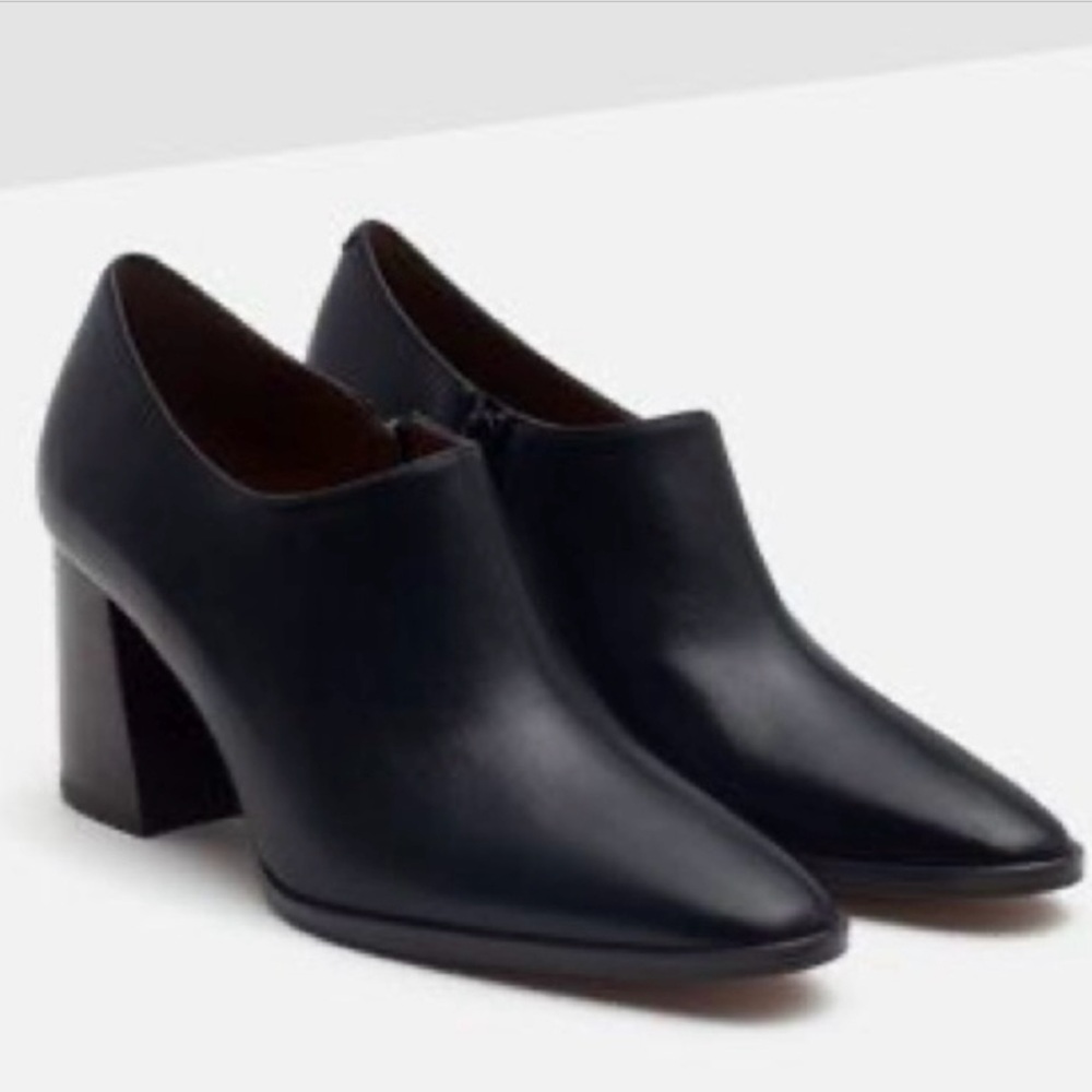 NEW Zara black leather and brown heel ankle boot